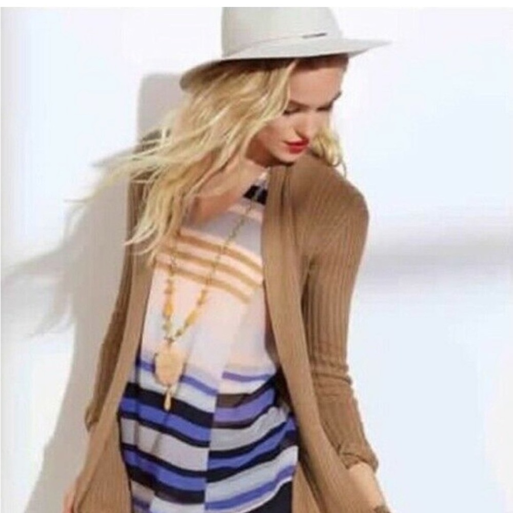 Cabi Underline Top size Medium
